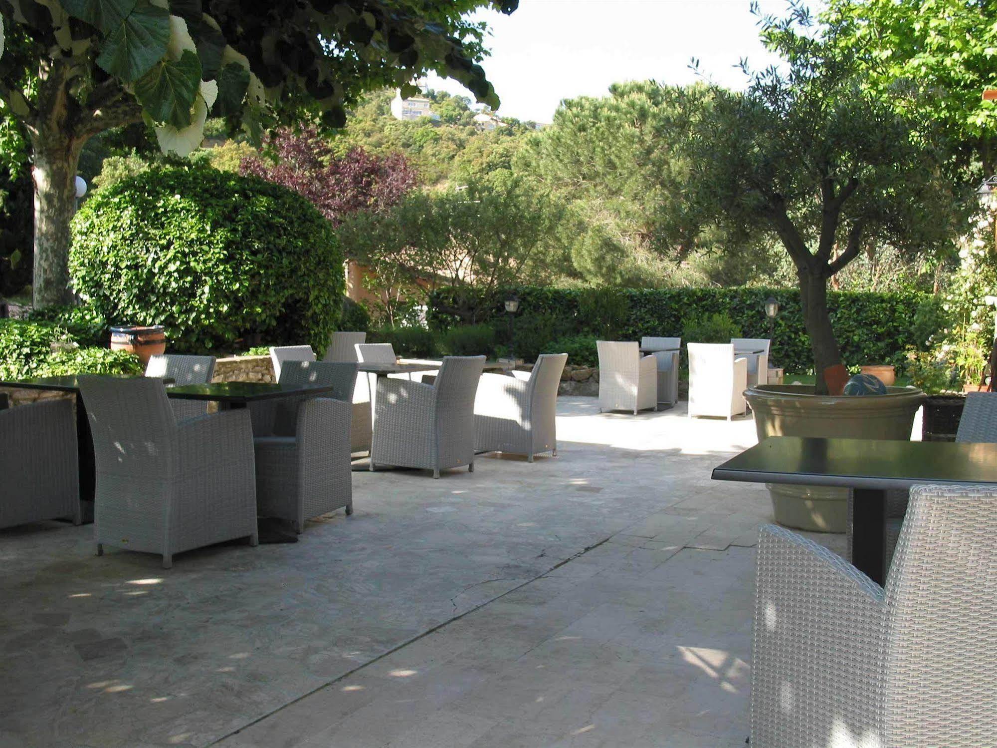 Le Relais Des Chartreuses Hotel Le Boulou Luaran gambar